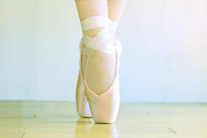 バレエダンサーの足の爪のケア方法を調べてみました バレエのいろは